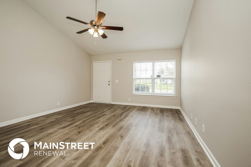 Building Photo - 1112 Sima Shabat Ct