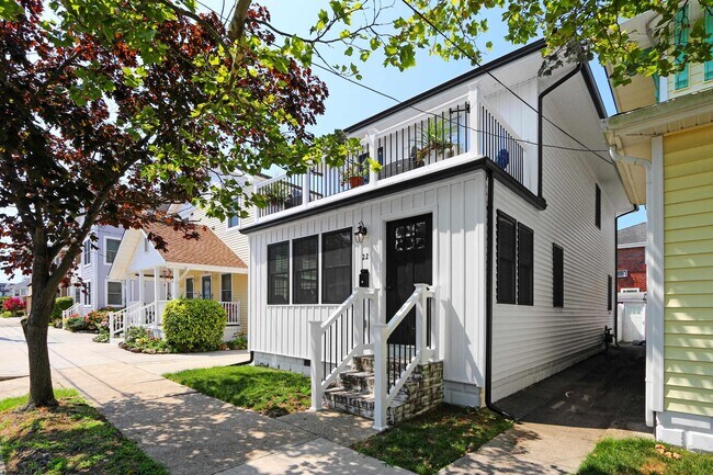 Building Photo - 22 N Wissahickon Ave