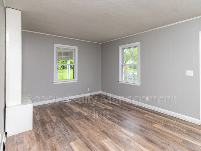 Building Photo - 2313 Brice St