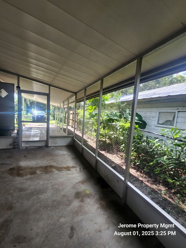 Building Photo - 4620 Plum St