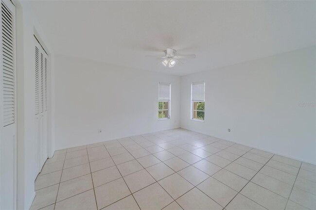 Building Photo - 649 Eastview Rd