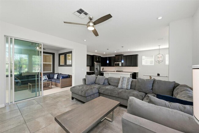 Building Photo - 16662 Wingspread Loop