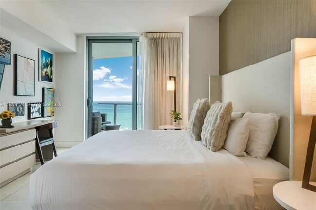 Building Photo - 4111 S Ocean Dr