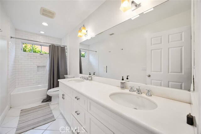 Building Photo - 12722 Halkirk St