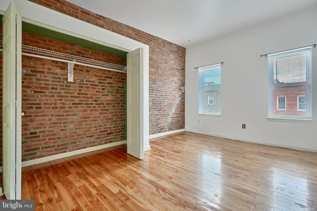 Building Photo - 1108 Baylis St