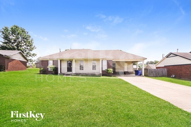 Building Photo - 4596 Fontaine Pl