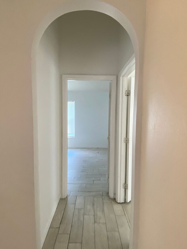Building Photo - Home for rent