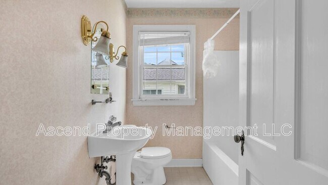 Building Photo - 406 Osborne Dr