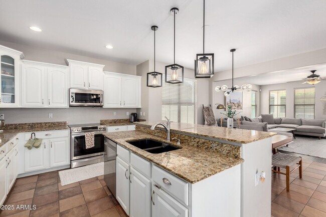 Building Photo - 20633 W Walton Dr