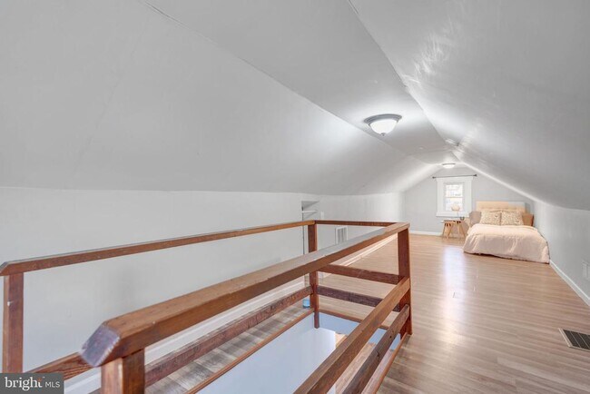 Building Photo - 504 Capitol Heights Blvd