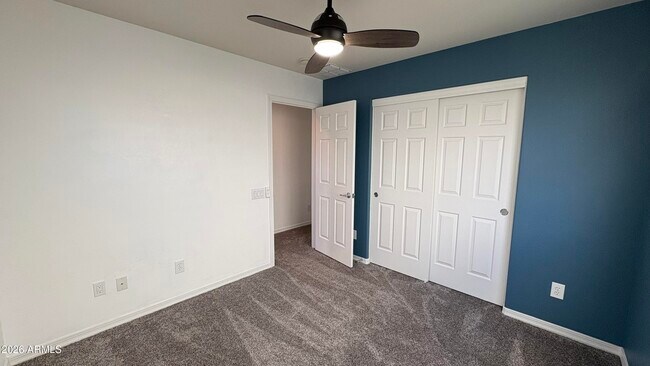Building Photo - 5396 W Molly Ln