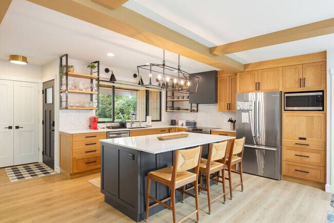 Building Photo - 9047 51st Ave NE