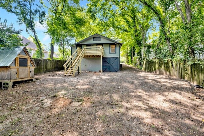 Building Photo - Avondale Gem!! - 3 Bed/2 Bath - Great location!