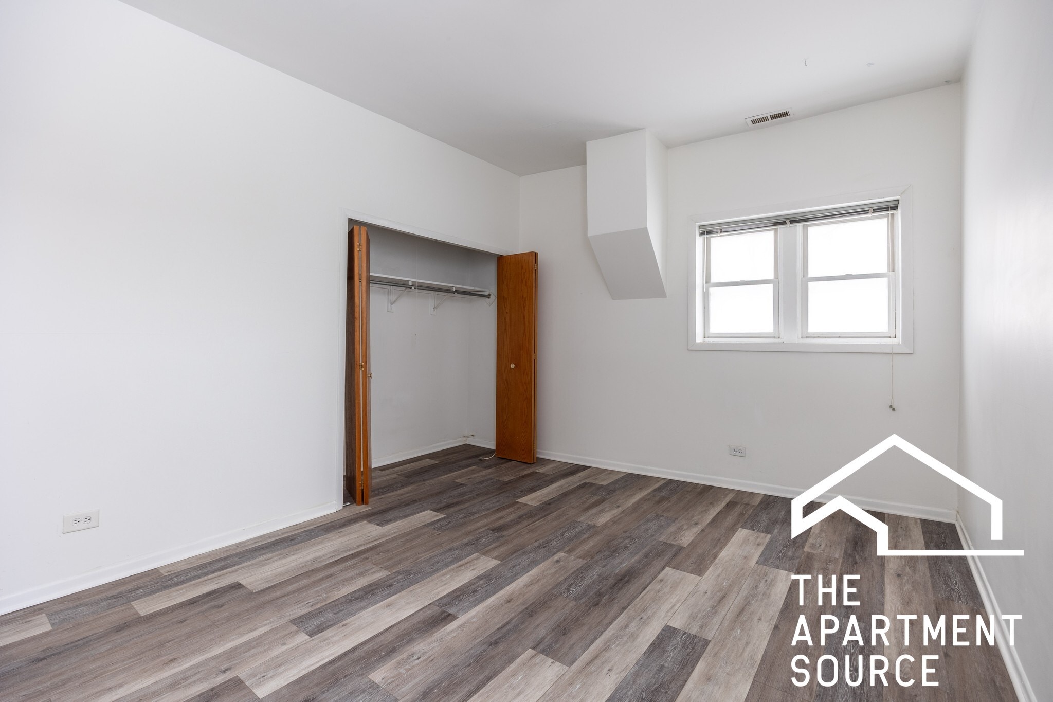 Building Photo - 1844 W Henderson St