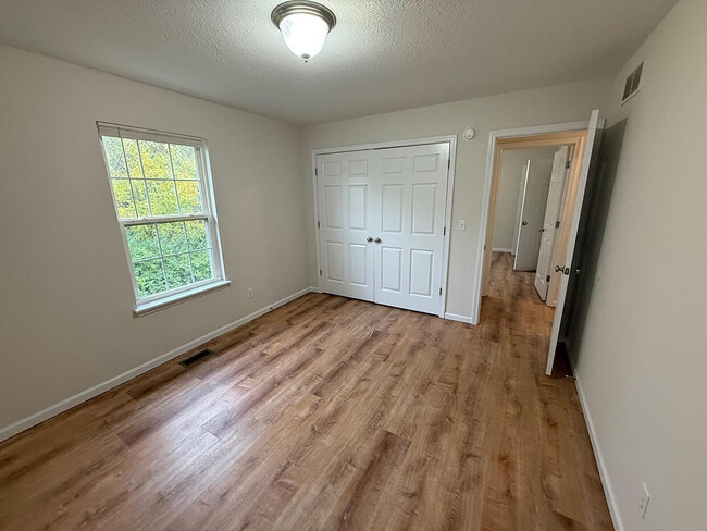 Building Photo - 4114 Hidden Creek Ct