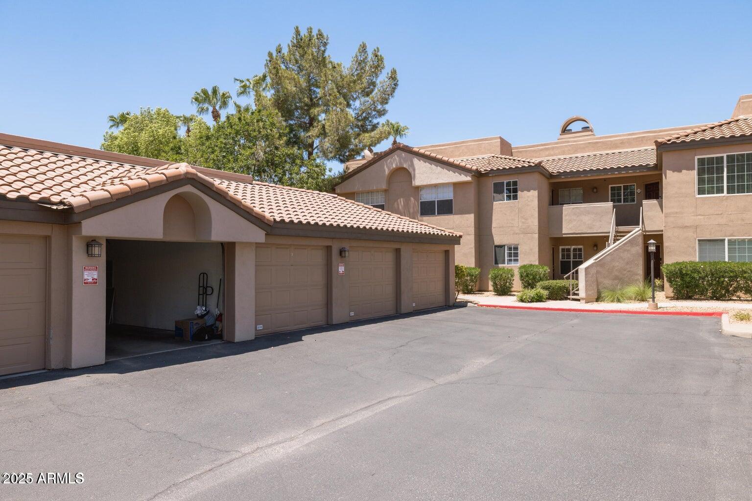 Building Photo - 10101 N Arabian Trl