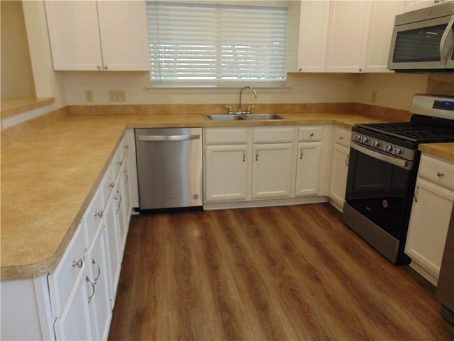 Building Photo - 9213 Independence Loop