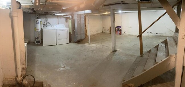 Building Photo - 604 S Fillmore St