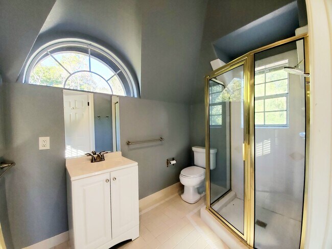Building Photo - Elegant Woodside Tudor Home
