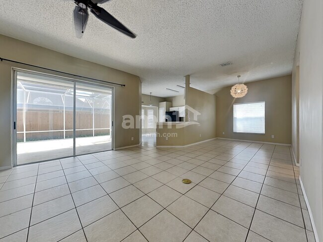 Building Photo - 13401 Sunvale Place