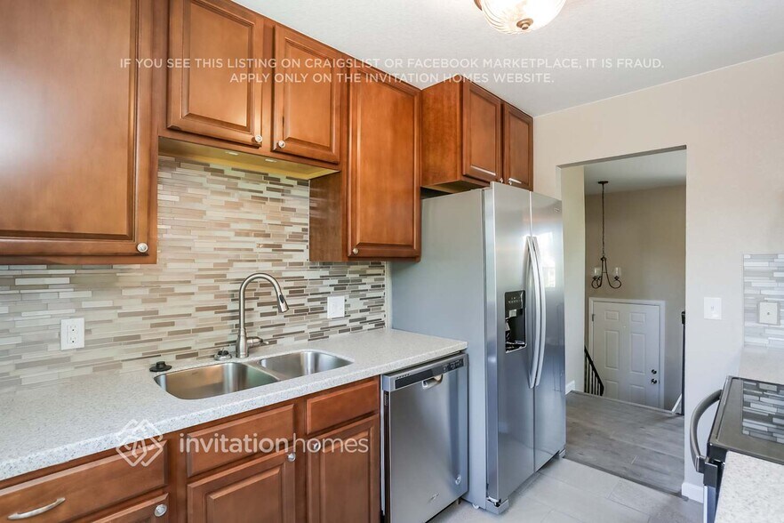 Building Photo - 4467 S Eagle Cir