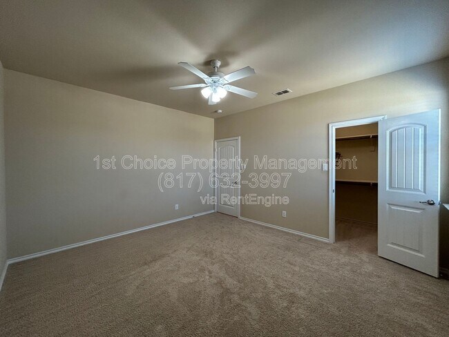 Building Photo - 15736 Barton Ridge Dr