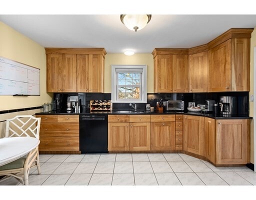 Building Photo - 226 Bonad Rd