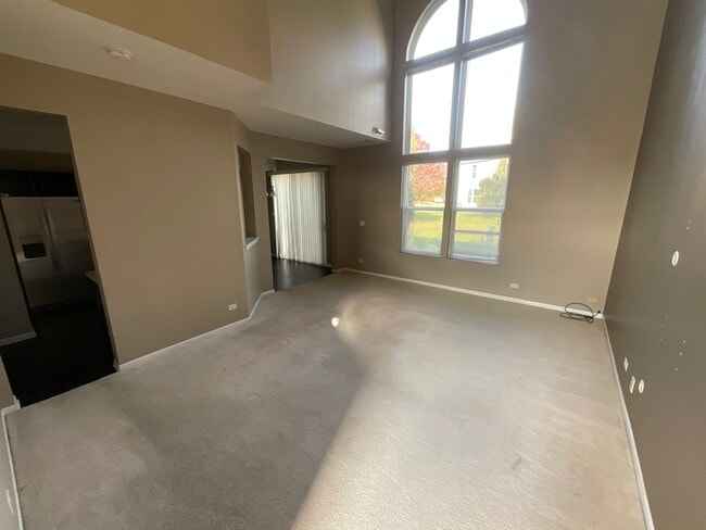 Building Photo - 3248 Bromley Ln