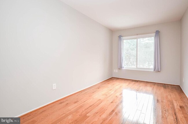 Building Photo - 9316 Jarrett Ct