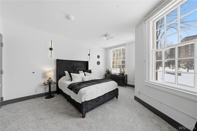 Building Photo - 40 North St