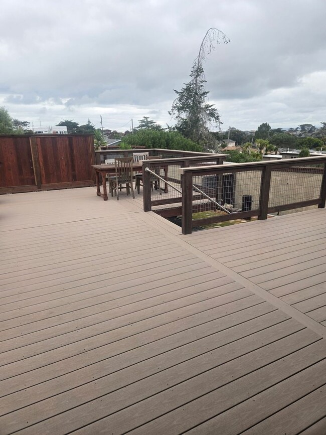 Building Photo - 1511 8th St