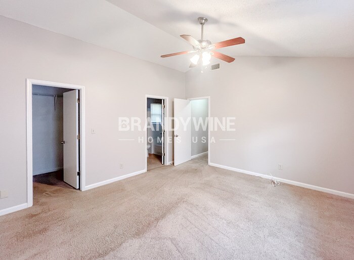 Building Photo - 3868 Springleaf Point