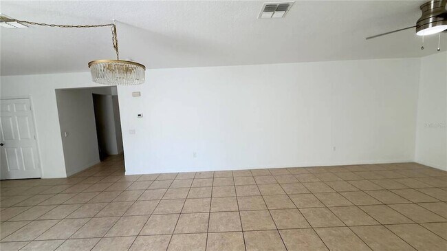 Building Photo - 2255 Sheboygan Pl