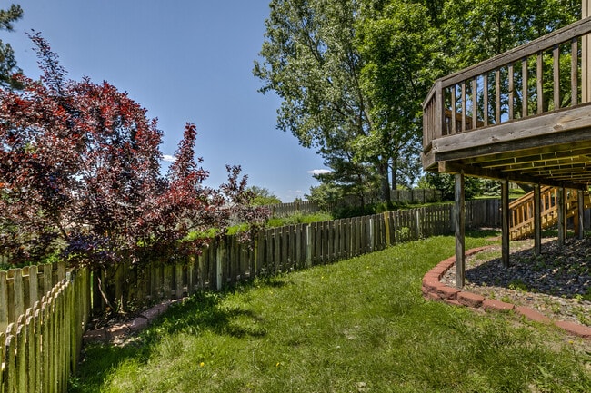 Building Photo - Glenbrook Homes (Irvington)
