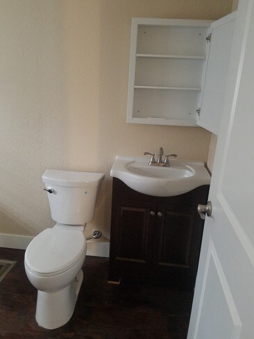 Building Photo - 32 N 9th Ave