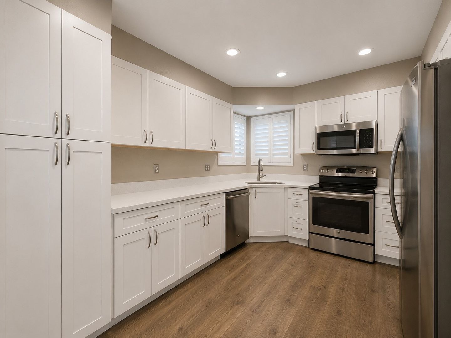 Building Photo - 6885 E Cochise Rd