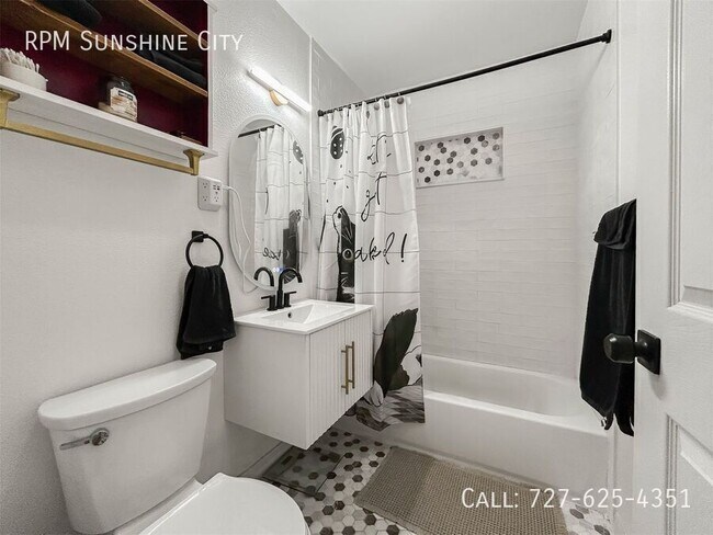 Building Photo - 2801 29th St N