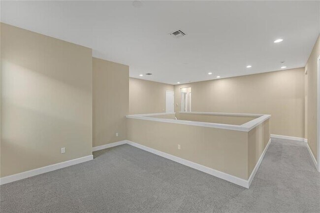 Building Photo - 5164 Liberty Ln