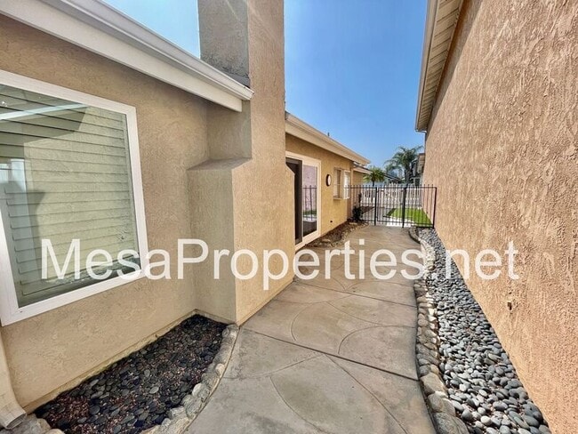 Building Photo - 4342 Ironwood Dr
