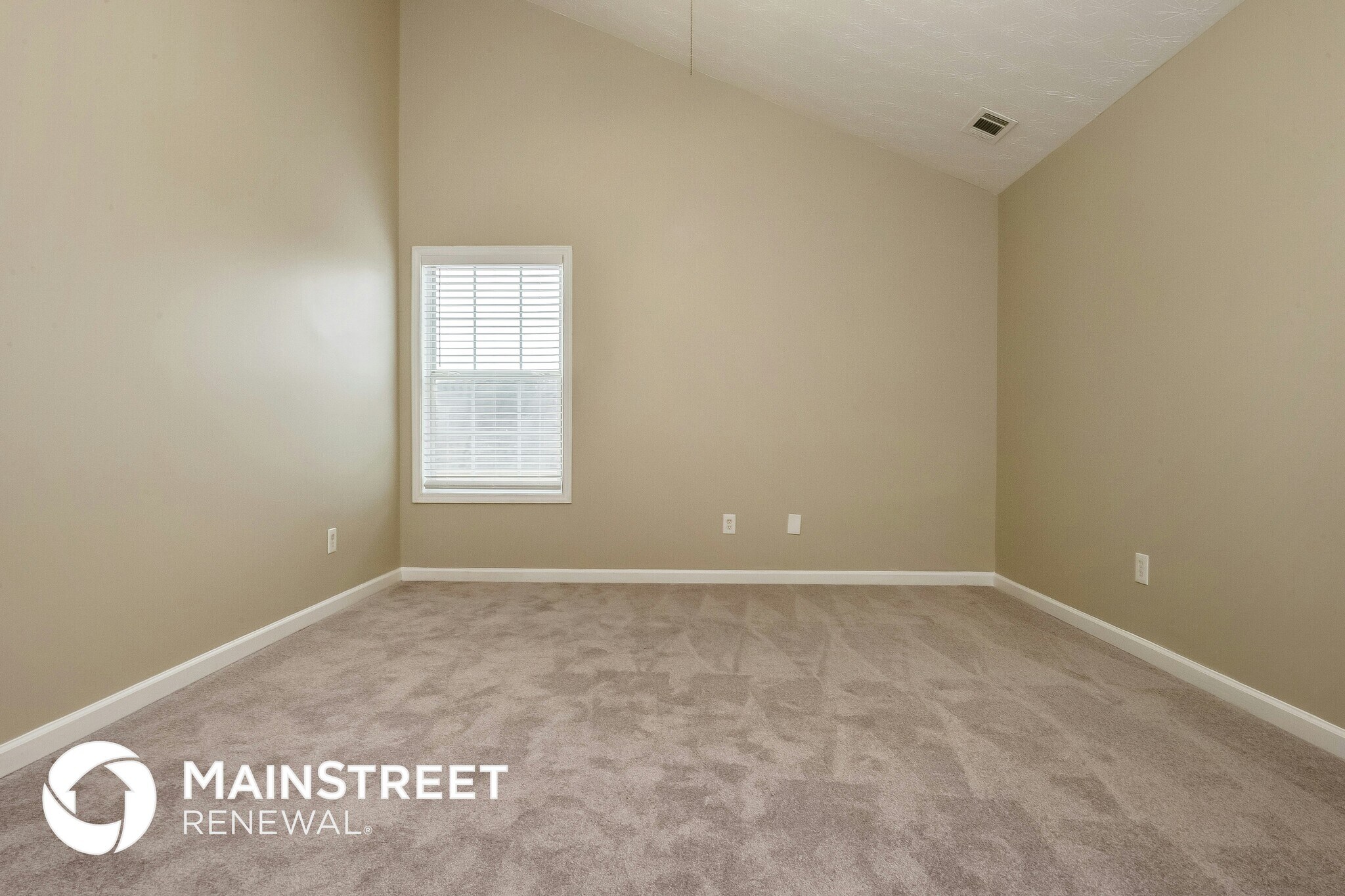 Building Photo - 628 Shadow Lake Dr