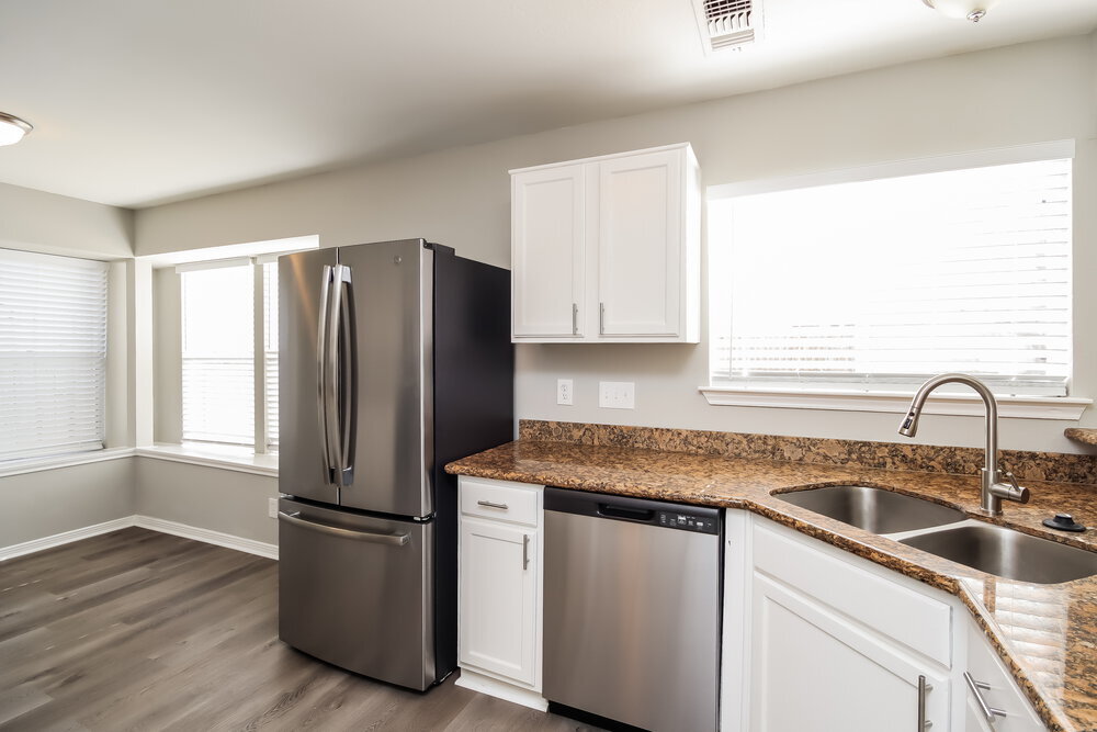 Building Photo - 1710 Whiteback Dr