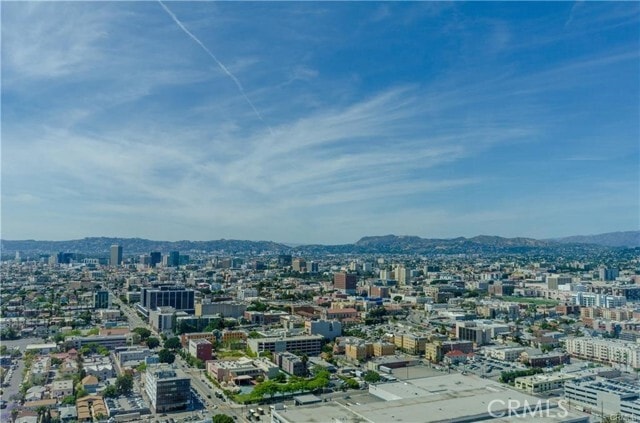 Building Photo - 900 W Olympic Blvd