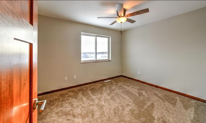 Building Photo - 419 Sierra Pl