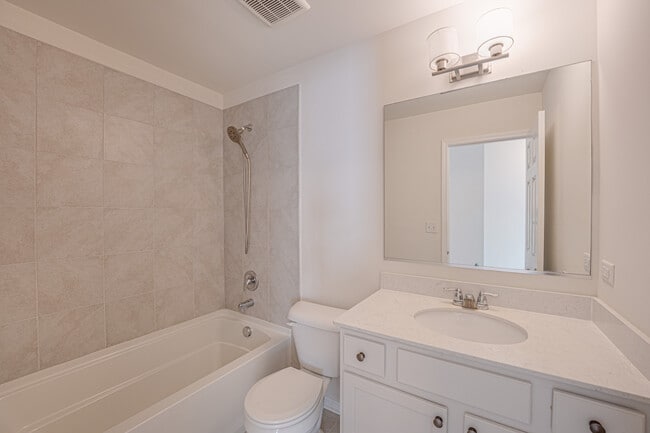 Building Photo - 4449 Monroe Ct