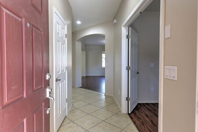 Building Photo - 50% OFF FIRST MONTH RENT!!!!!!!!!!!!!!! Rancho Sahuarita