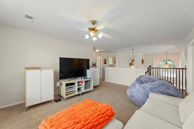 Building Photo - 44 Parkway Pl