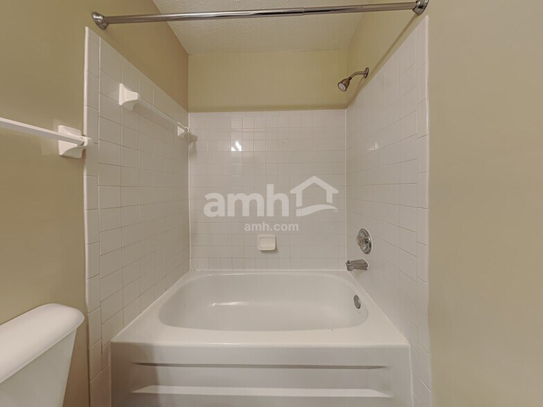 Building Photo - 4581 Blainfield Ct
