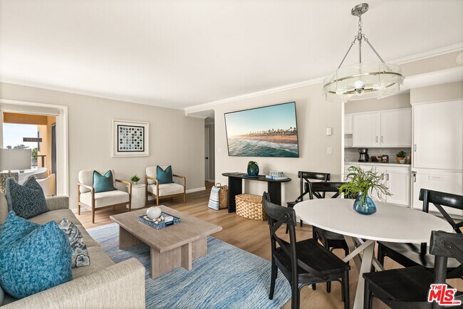 Building Photo - 457 Coast Blvd