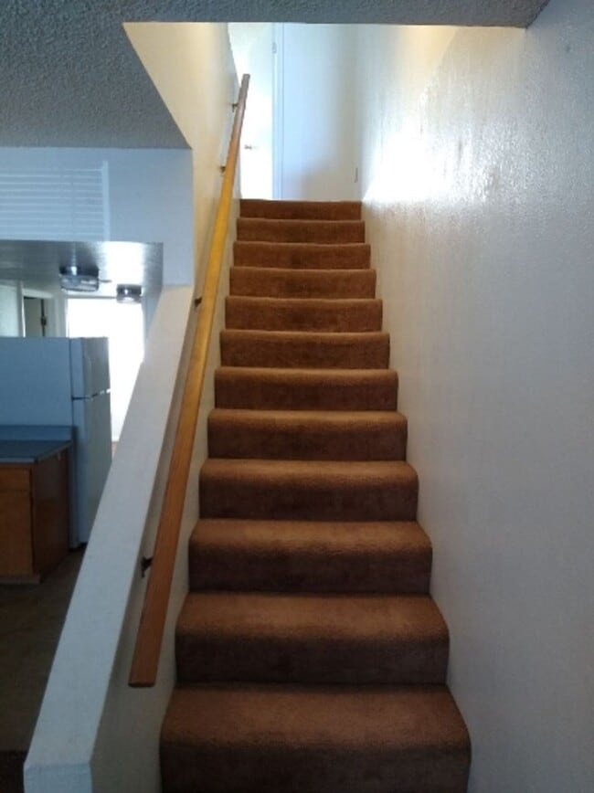 Building Photo - 145 W 820 S