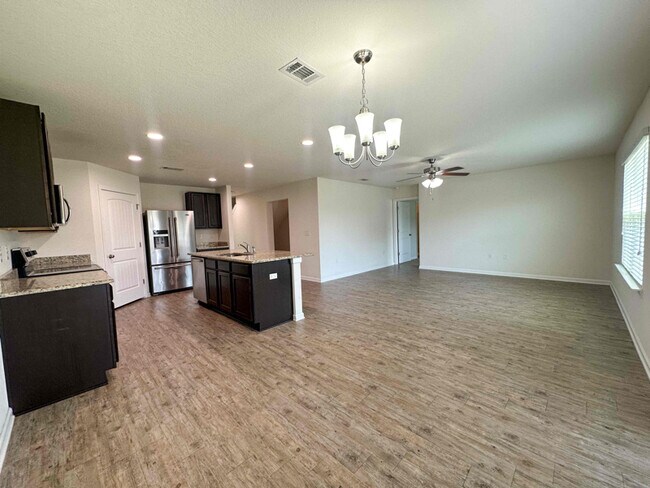 Building Photo - 733 Widgeon Wy